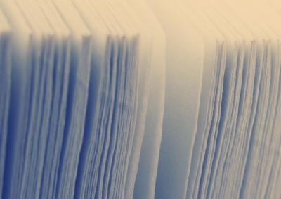 Hearing feature tile